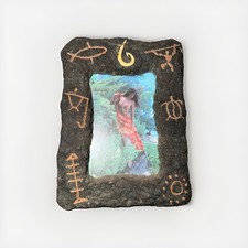 Vintage Hawaiian Petroglyph Photo Frame Lava Stone Look Polynesian Tiki Decor picture