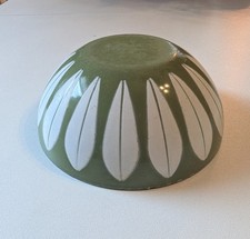 Cathrineholm Vintage Bowl 5 1/2” Avocado Green White Lotus Enamelware MCM Norway picture
