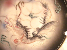 VTG. DRAGON WARE PORCELAIN MORIAGE HAND DECORATED DRAGONWARE ASHTRAY 6 1/2