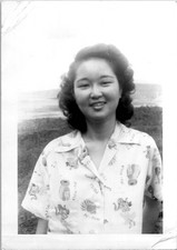 Gorgeous Pretty Smile Japanese Woman at Volcano House Hawaii 1949 Vintage Photo picture