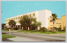 Vintage 1968 Colonnades Beach Hotel Palm Beach Florida Postcard Curteichcolor picture