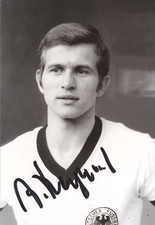Josef Jupp Heynckes Original Signed Photo 10x15cm picture