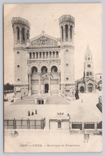 Vintage LYON France Basilique de Fourvière RPPC Postcard c. 1900s Architecture picture