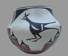 Elizabeth Medina Zia Pueblo Pottery Olla Jar 3 Birds Signed Native American picture