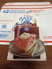 Vintage 1977 Pillsbury America's Bake Off Cookbook  picture