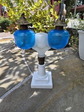 ANTIQUE RIPLEY Blue & White WEDDING/MARRIAGE KEROSENE OIL LAMP Patented 1870 picture