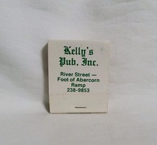 Vintage Kelly's Pub Bar Leprechaun Matchbook Savannah Georgia Advertising Full picture