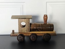 Vintage Folk Art Wood Toy Train Engine Made Old Wooden Spools 7.5