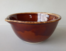 HULL POTTERY BROWN DRIP 8