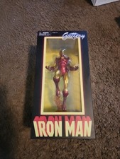 Marvel Iron Man Diamond Select Toys Statue / BRAND NEW picture