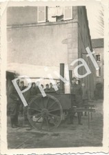 Foto WK II News Replacement Unit Field Kitchen Soldier Saint-Lô M1.56 picture
