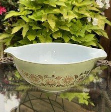 VTG Pyrex 1960s #443 2.5 QT Sage Green Gold Medallion Cinderella Bowl No Lid picture