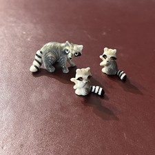 3 Bug House Bone Miniature Raccoons Mama & Babies Figurines Taiwan Decor picture