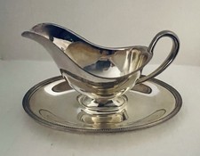 Vintage Madison WM Rogers Gravy Sauce Boat Silver Plate 8.5” Long picture
