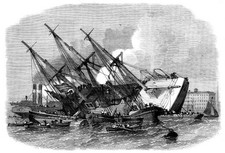 Raising iron ship Ganges sunk in Thames off Shadwell London 1862 T- Old Photo picture