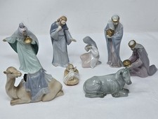 VINTAGE 1992 O'BRIEN AVON SOURCE OF FINE COLLECTIBLES NATIVITY SET 8 PC COMPLETE picture