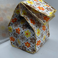 Vintage 1970’s Flower Power quilted vinyl lunch bag. picture