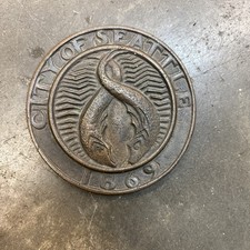 Vintage 1928 Bronze Medallion Plaque City of Seattle 1869  from  a Lamp Post picture