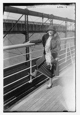 Photo:Frieda Hempel 1920s Ship Deck Portrait Fur Coat Hat picture