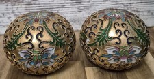 Vintage Chinese Cloisonne Flat Bottom Paperweight Set Desk Decor Floral picture