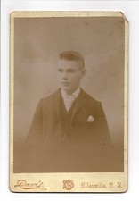 Antique Cabinet Card 1890s W S Davis Young Man Suit Pocket Square Ellenville NY picture