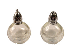 Crystal Salt and Pepper Shakers Cracked Round Shape So Cute picture