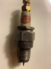 VTG E.C. SIMMONS SPARK PLUG Hit-Miss Engines Automobile. 3.5 Long. picture