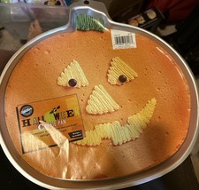Wilton Halloween Cookie Pan picture