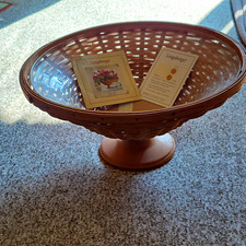 Longaberger 2005 Collectors Club Handmade Pedestal Basket Wood Base Felt Feet picture