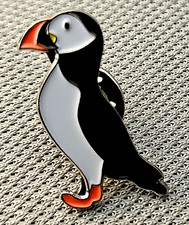 BEAUTIFUL VINTAGE  ICELAND 2026 PIN BADGE 