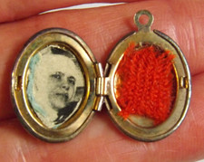 Religious Catholic Little Marie Mary Rose Ferron stigmatist relic locket pendant picture