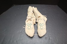 VINTAGE CREE Leather BEADED High top MOCCASINS Boots native American 10.25