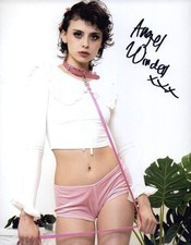 Angel Windell signed model 8x10 Photo -PROOF- -CERTIFICATE- (A0036) picture