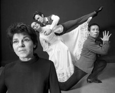 choreographer Sophie Maslow with dancers Harruki Fujimoto etc 1969 Old Photo picture