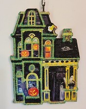 HAUNTED HOUSE w GHOSTS & JOL PUMPKINS  * Glitter HALLOWEEN ORNAMENT  Vtg picture