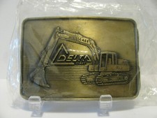 *Case Construction Delta 125B Crawler Excavator Brass Belt Buckle 1986 LimitedEd picture