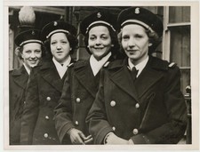Nurse Female US Navy 1944 WWII Woman Combat WAC Type 1 Acme Photo w/Snipe J14771 picture