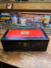 ATWATER KENT model 55 radio chassis selling as is for parts Powers on MAKE OFFER picture