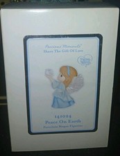 Precious Moments Share The Gift Of Love Peace On Earth Angel Porcelain Box 2013 picture