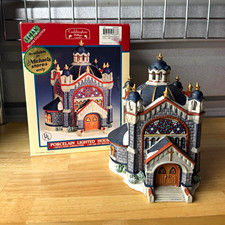 Lemax Caddington Village Porcelain Illuminated Seasonal House 1990s Boxed picture