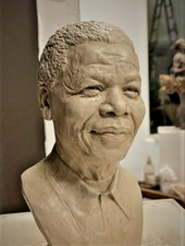 MANDELA STATUE BUST FIGURE 8