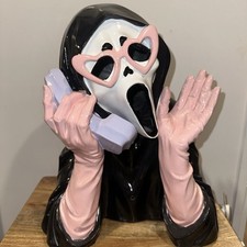 VIRAL Ghoulish girl scream on phone resin LED, and Music pink/black , 13” tall picture