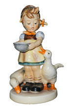 VINTAGE M.J. HUMMEL GOEBEL FIGURINE 