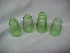 Vintage 4  Mini Green Glass Salt & Pepper Shakers 1 glass lid VGC picture