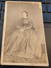 Post Civil War CDV 1860's-Young Girl in Victorian Dress-A Beauty picture