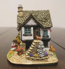 Lilliput Lane Miniature Pillar Cottage Hawkshead L2601 Mint Cond. RARE picture