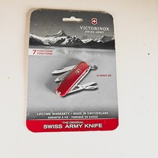Victorinox Classic SD NEW IN BOX Swiss Army Knife Red 58mm picture