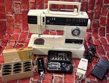 Singer Sewing Machine Model 6233 w/Accesories•Buttonholer•Special Disc|Vintage🪡 picture
