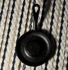 Cast Iron Skillet Small Donut Collectible Black Kitchen Cookware/Display 5in picture