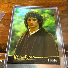 Topps Lord of the Rings Fellowship Base Trading Card #4 Frodo Baggins 2001 picture